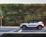 2020 Volvo XC40 Recharge P8 AWD (Color: Glacier Silver) Side Wallpapers 150x120 (3)