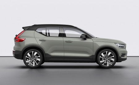 2020 Volvo XC40 Recharge P8 AWD (Color: Sage Green) Side Wallpapers 450x275 (15)