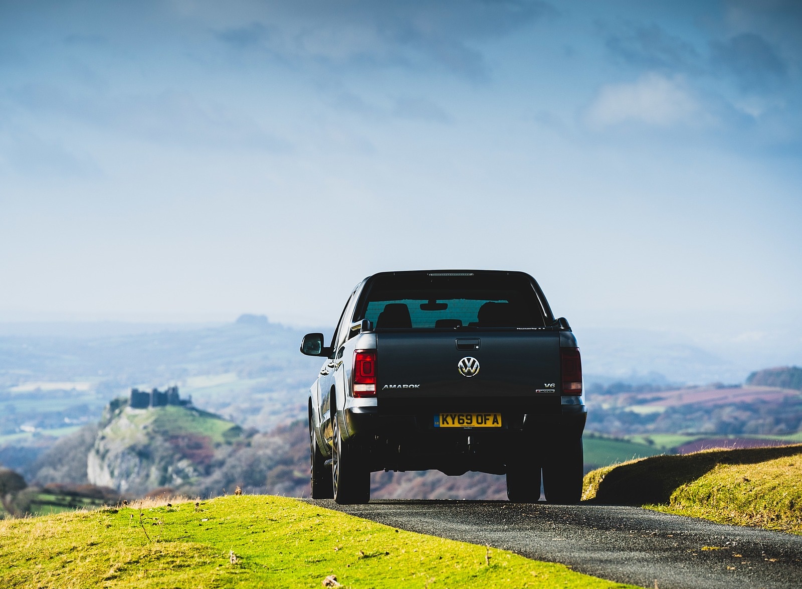 2019 Volkswagen Amarok Black Edition (UK-Spec) Rear Wallpapers #21 of 40