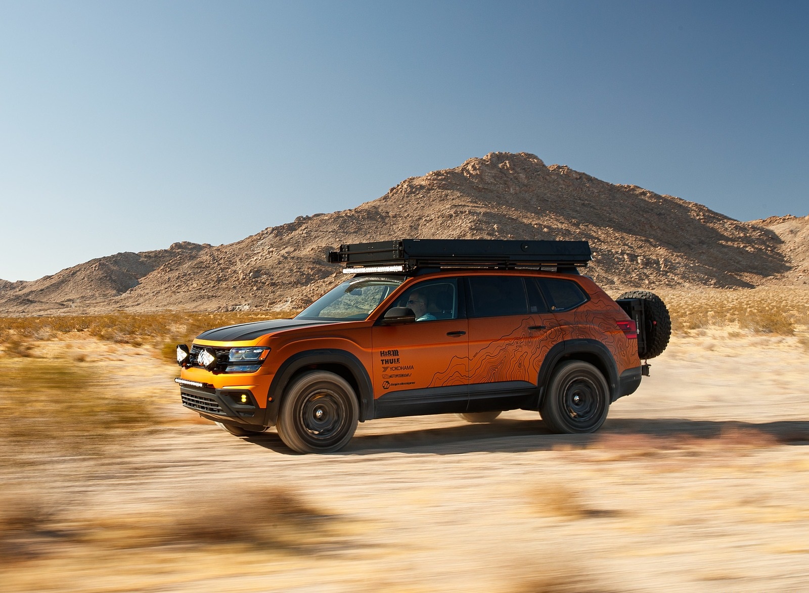 2019 Volkswagen Atlas Adventure Concept Front Three-Quarter Wallpapers #6 of 24