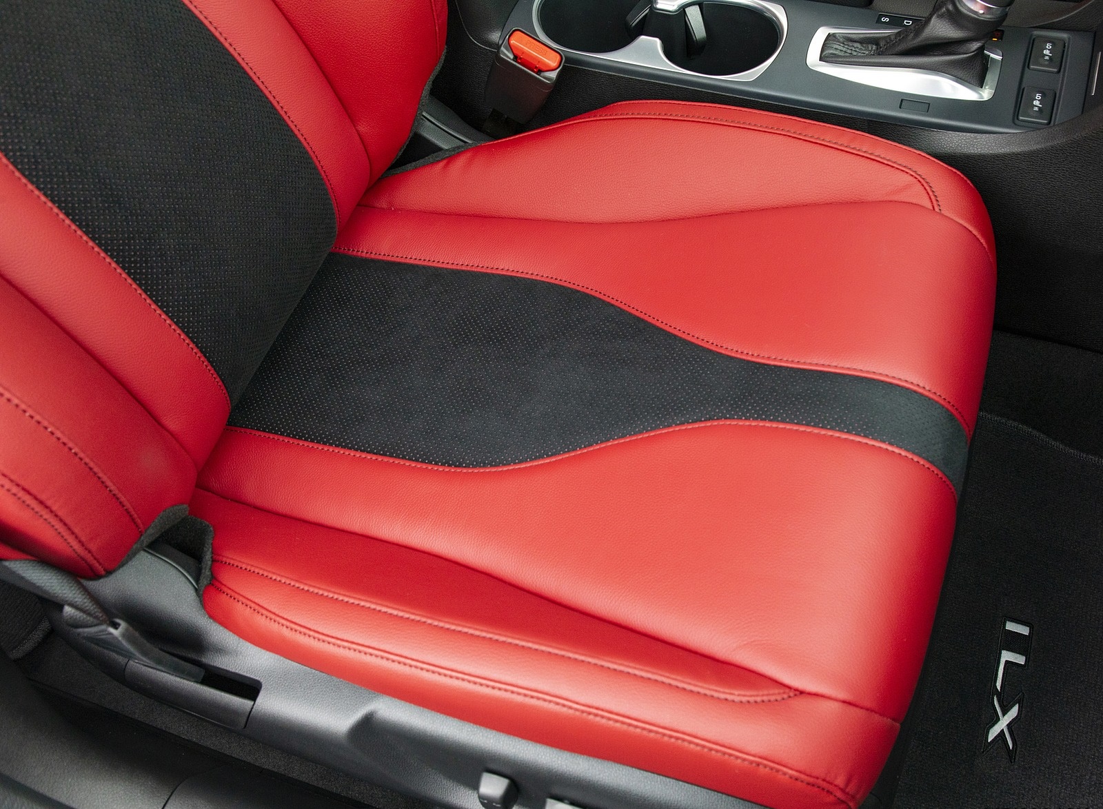 2020 Acura ILX A-Spec Interior Seats Wallpapers #43 of 44