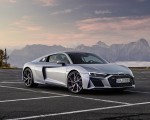 2020 Audi R8 V10 RWD Coupe (Color: Florett Silver) Front Three-Quarter Wallpapers 150x120 (20)