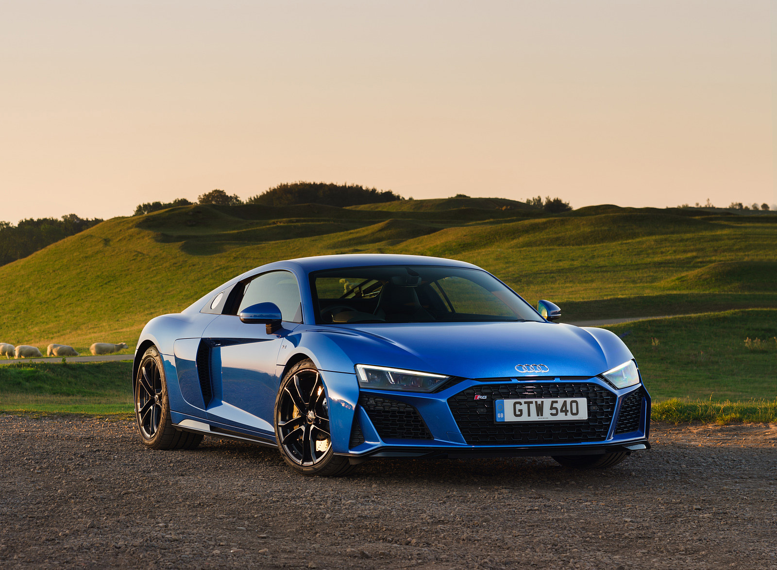 2020 Audi R8 V10 RWD Coupe (UK-Spec) Front Three-Quarter Wallpapers #78 of 151