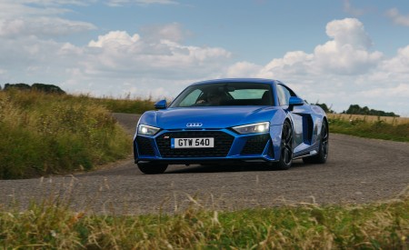 2020 Audi R8 V10 RWD Coupe (UK-Spec) Front Wallpapers  450x275 (55)