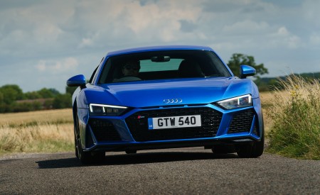 2020 Audi R8 V10 RWD Coupe (UK-Spec) Front Wallpapers  450x275 (50)