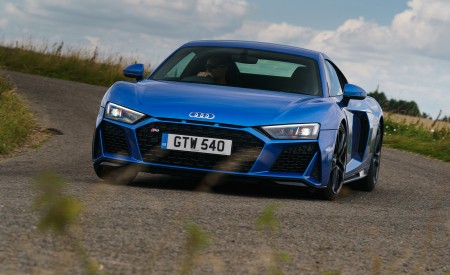 2020 Audi R8 V10 RWD Coupe (UK-Spec) Front Wallpapers 450x275 (68)