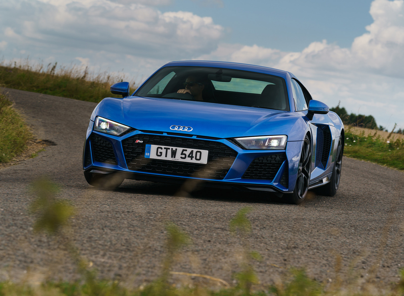 2020 Audi R8 V10 RWD Coupe (UK-Spec) Front Wallpapers #68 of 151