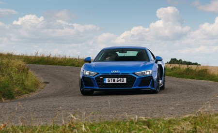 2020 Audi R8 V10 RWD Coupe (UK-Spec) Front Wallpapers 450x275 (67)