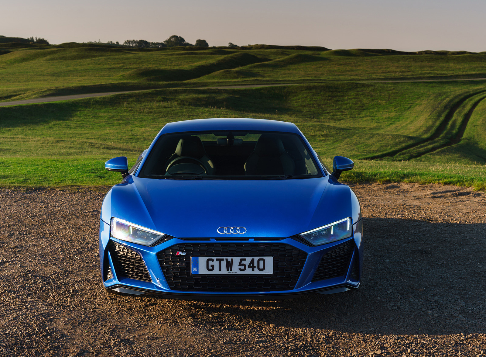 2020 Audi R8 V10 RWD Coupe (UK-Spec) Front Wallpapers #81 of 151