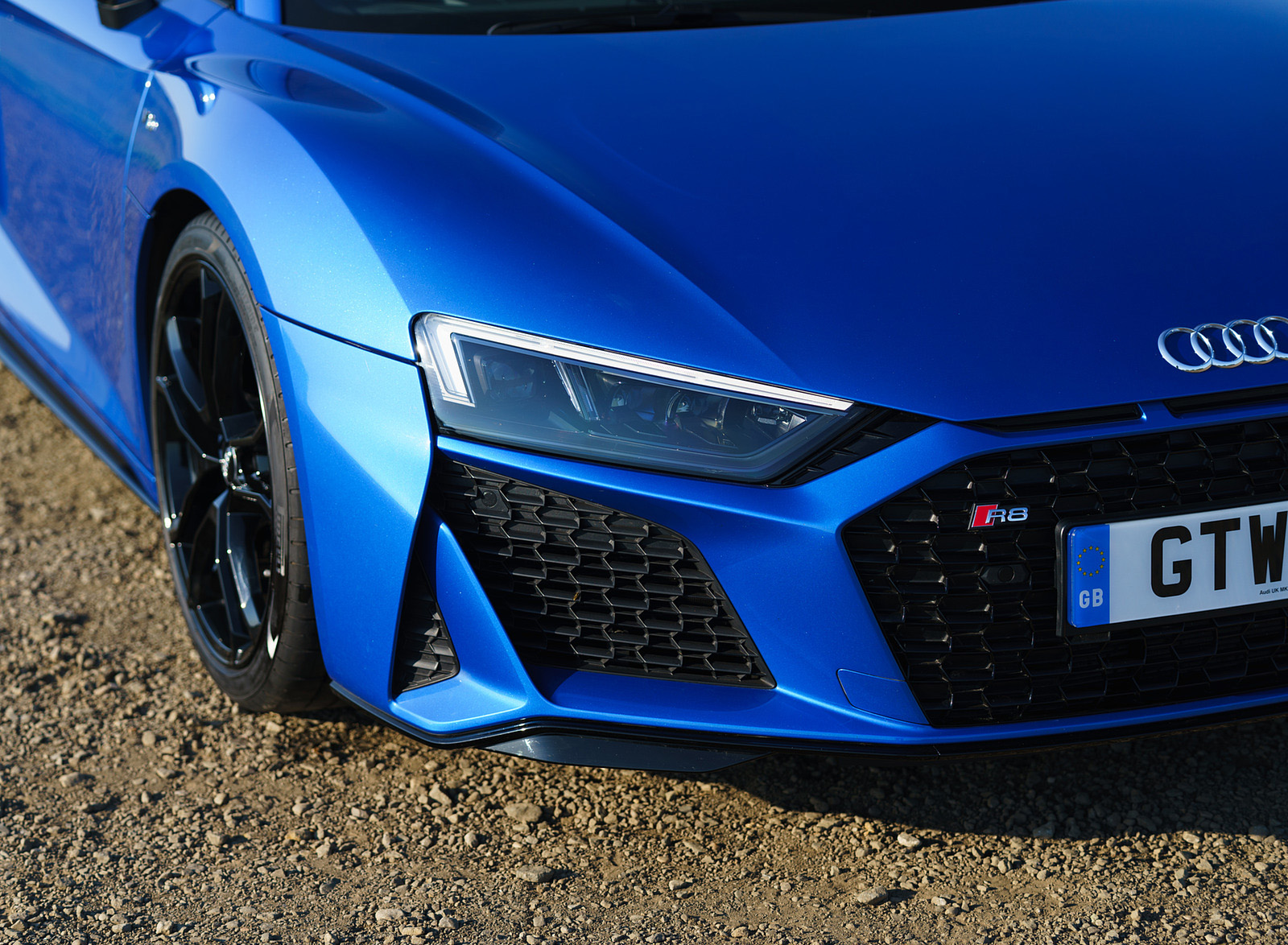 2020 Audi R8 V10 RWD Coupe (UK-Spec) Headlight Wallpapers #91 of 151