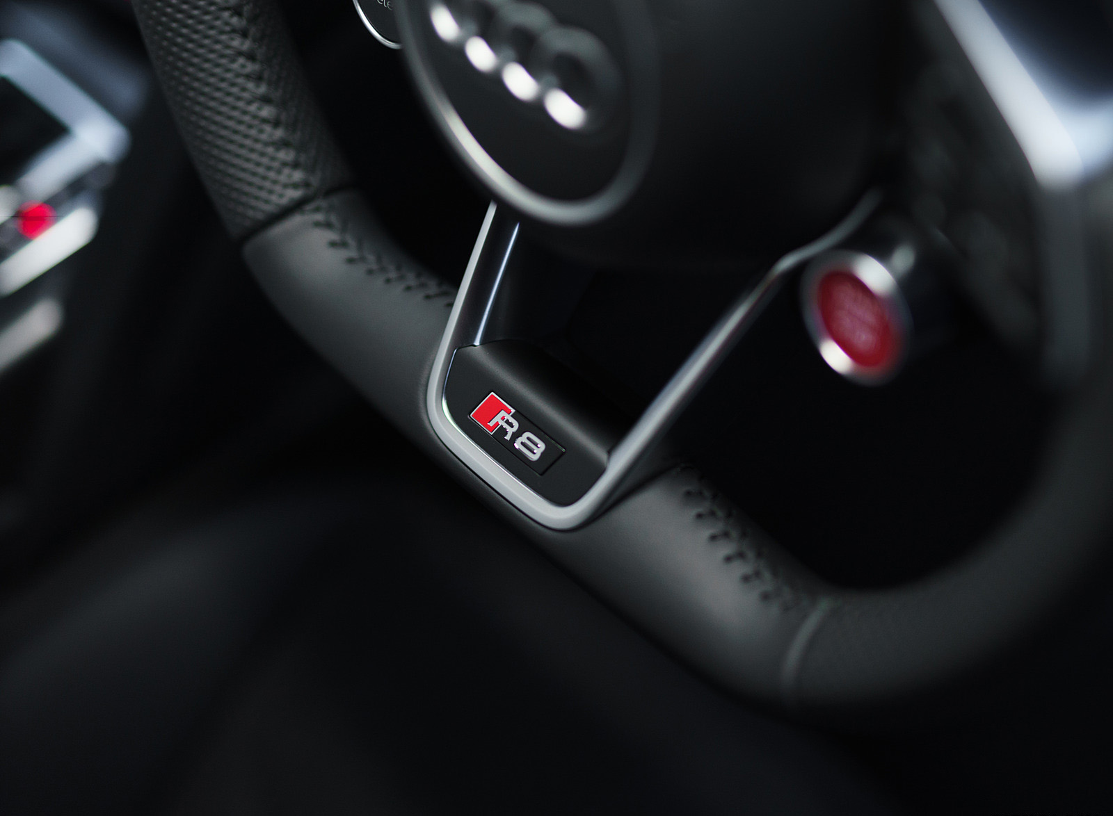 2020 Audi R8 V10 RWD Coupe (UK-Spec) Interior Steering Wheel Wallpapers #134 of 151