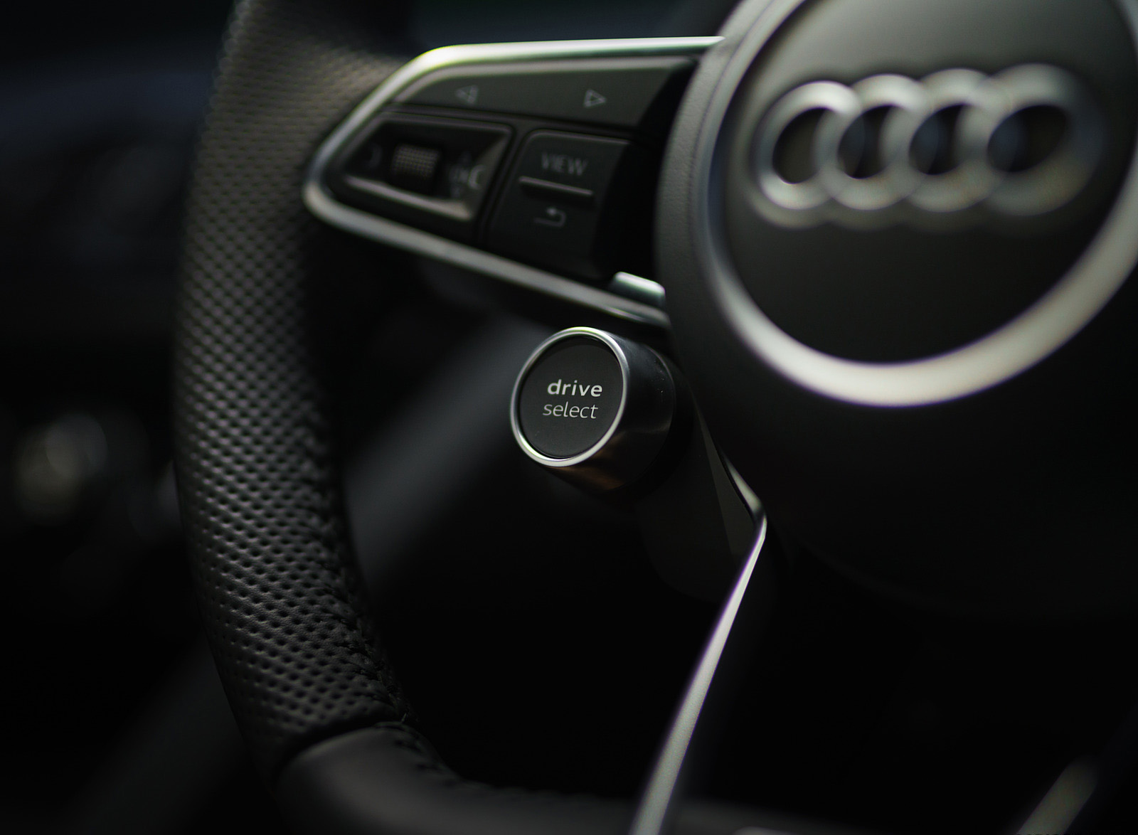 2020 Audi R8 V10 RWD Coupe (UK-Spec) Interior Steering Wheel Wallpapers #135 of 151