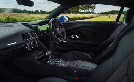2020 Audi R8 V10 RWD Coupe (UK-Spec) Interior Wallpapers 450x275 (118)
