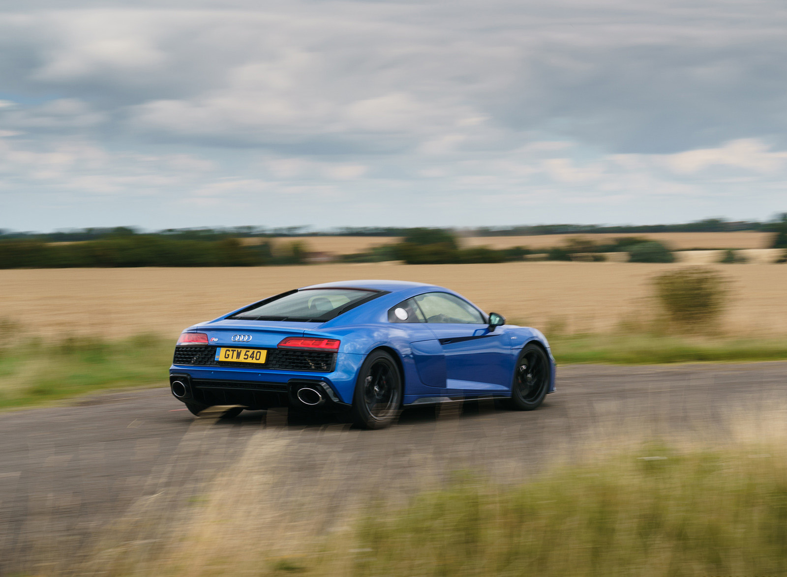 2020 Audi R8 V10 RWD Coupe (UK-Spec) Rear Three-Quarter Wallpapers #63 of 151