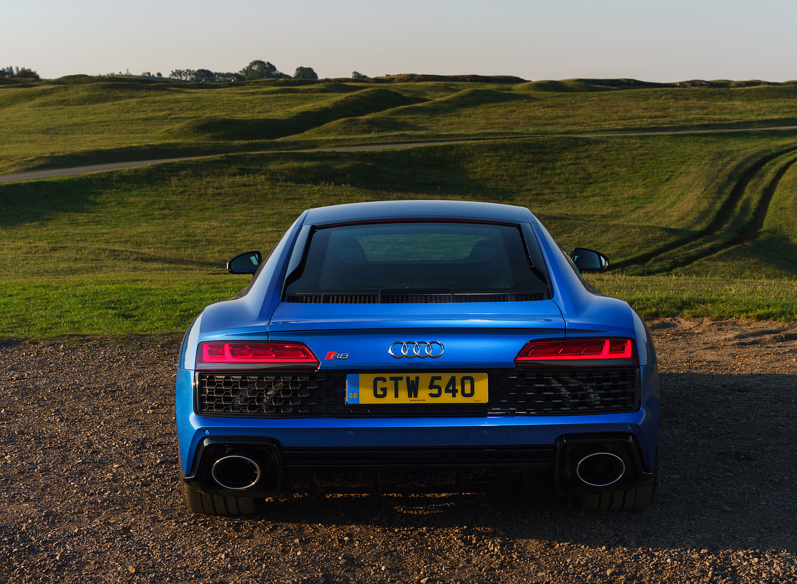 2020 Audi R8 V10 RWD Coupe (UK-Spec) Rear Wallpapers #85 of 151