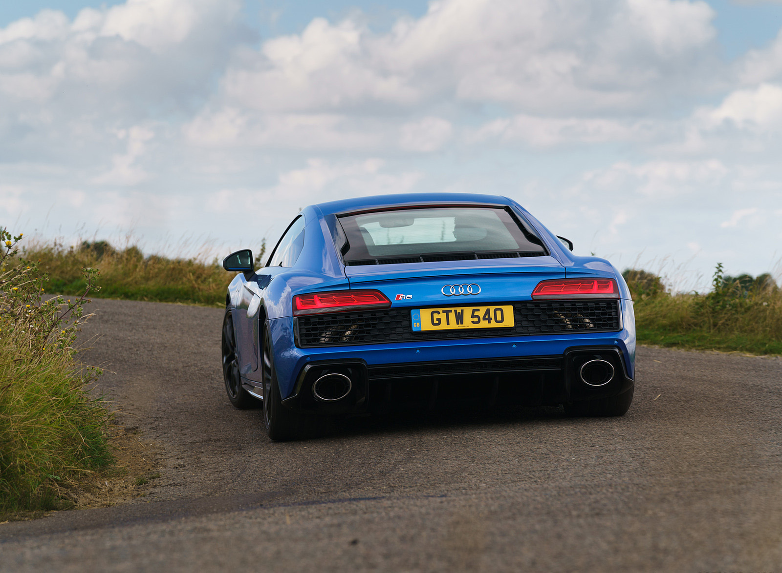 2020 Audi R8 V10 RWD Coupe (UK-Spec) Rear Wallpapers #76 of 151