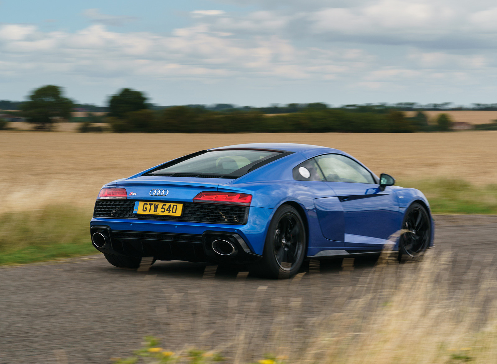 2020 Audi R8 V10 RWD Coupe (UK-Spec) Rear Wallpapers #64 of 151