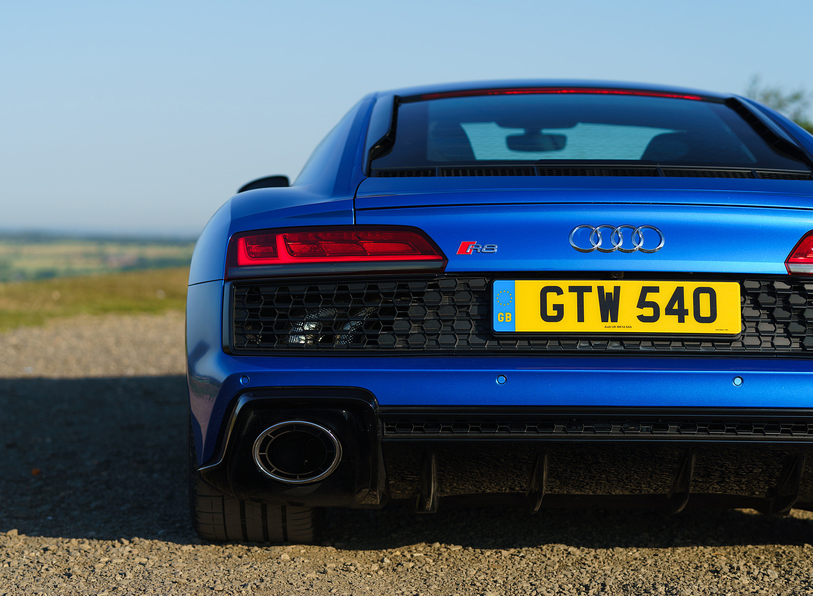 2020 Audi R8 V10 RWD Coupe (UK-Spec) Tail Light Wallpapers #108 of 151