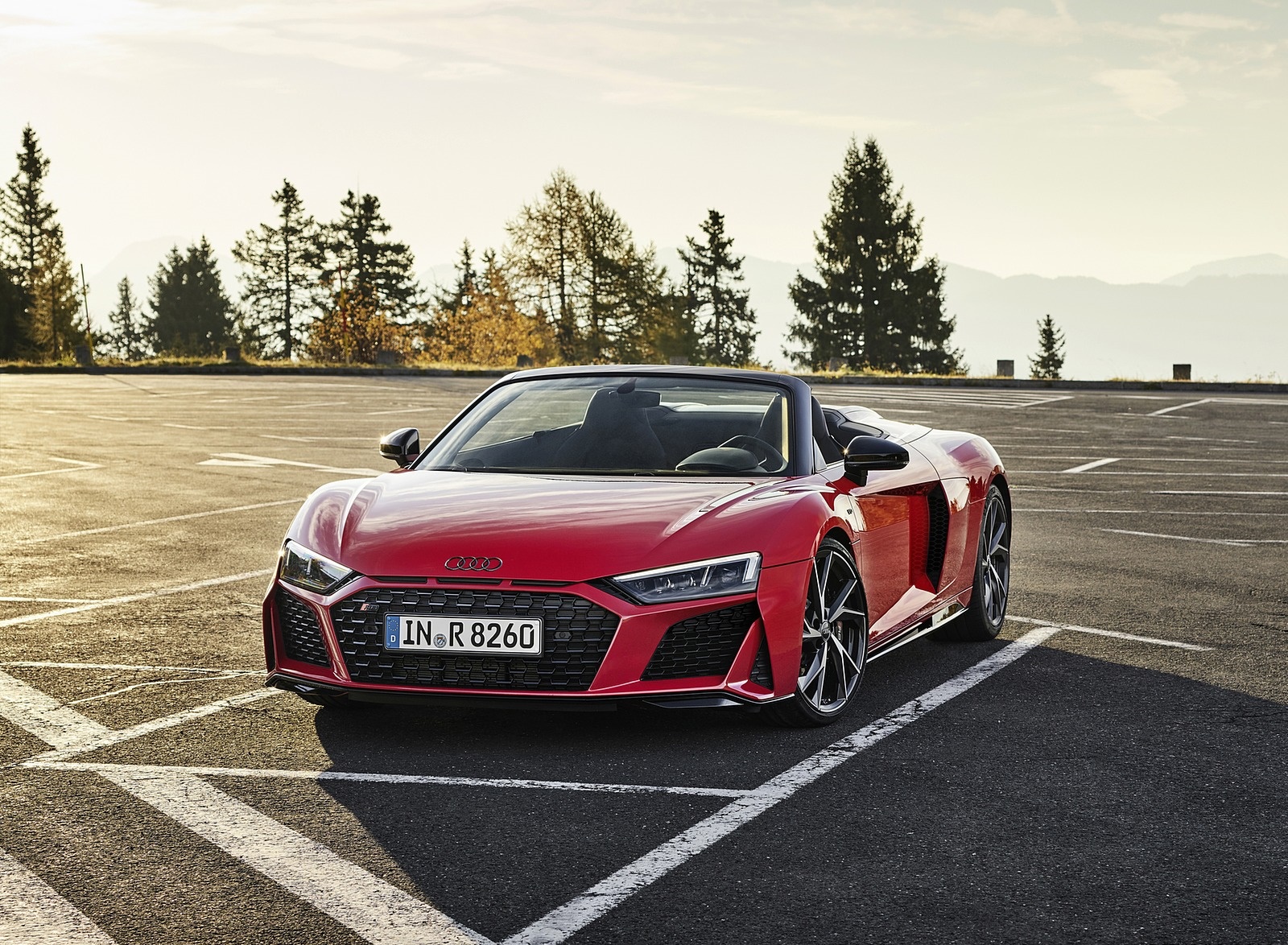 2020 Audi R8 V10 RWD Spyder (Color: Tango Red) Front Wallpapers #11 of 31