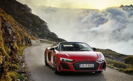 2020 Audi R8 V10 RWD Spyder (Color: Tango Red) Front Wallpapers 450x275 (7)