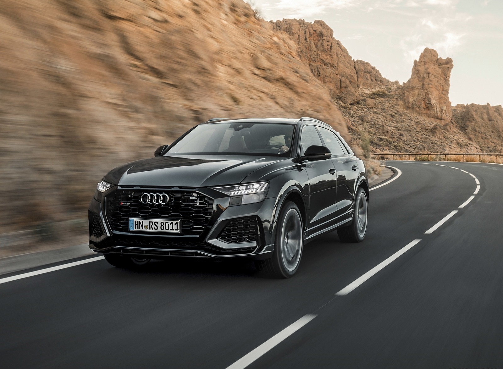 2020 Audi RS Q8 (Color: Daytona Grey) Front Wallpapers #129 of 196