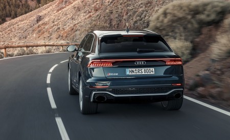 2020 Audi RS Q8 (Color: Galaxy Blue) Rear Wallpapers 450x275 (47)