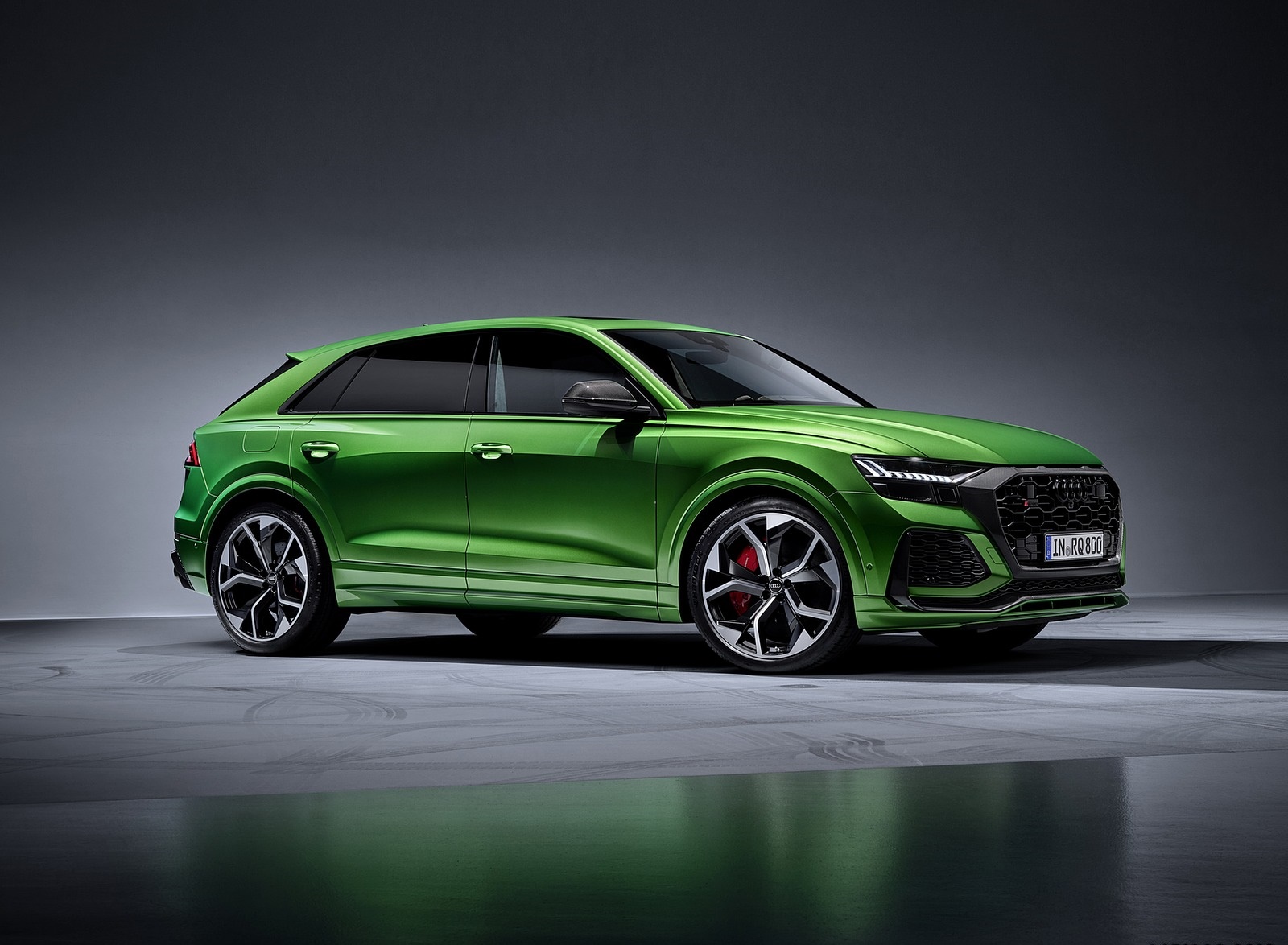 2020 Audi RS Q8 (Color: Java Green) Front Three-Quarter Wallpapers #37 of 196