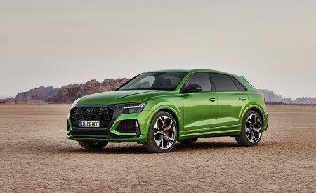 2020 Audi RS Q8 (Color: Java Green) Front Three-Quarter Wallpapers 450x275 (19)