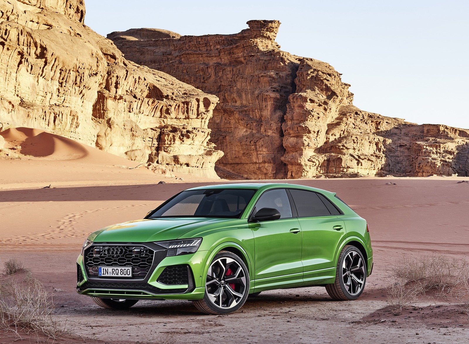 2020 Audi RS Q8 (Color: Java Green) Front Three-Quarter Wallpapers #11 of 196