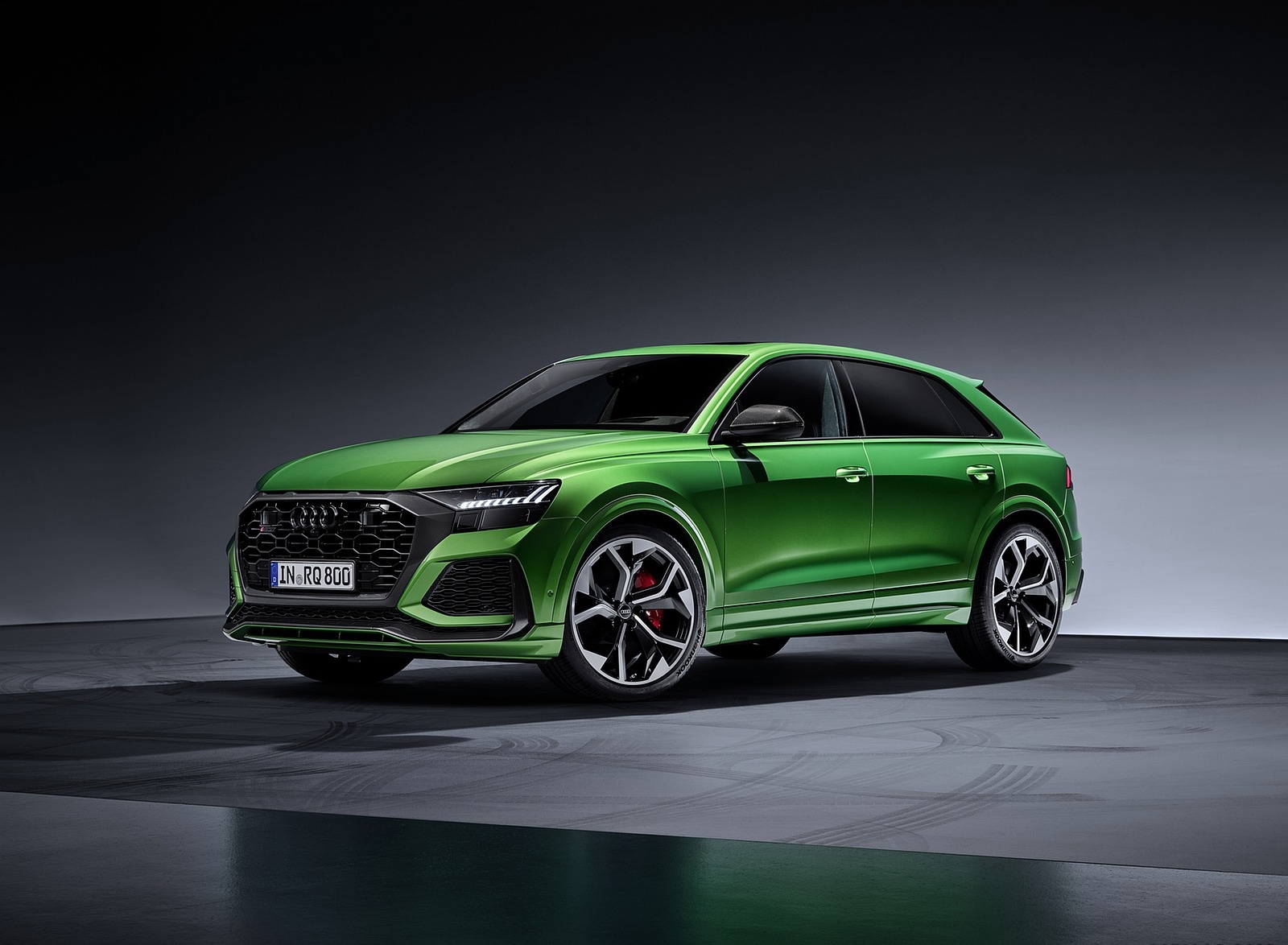 2020 Audi RS Q8 (Color: Java Green) Front Three-Quarter Wallpapers #39 of 196