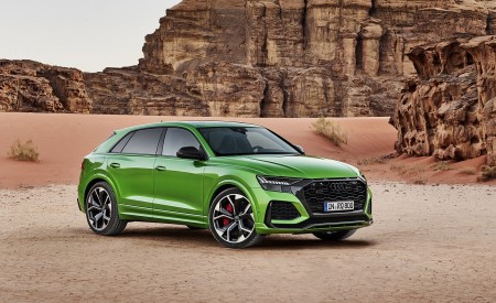 2020 Audi RS Q8 (Color: Java Green) Front Three-Quarter Wallpapers 450x275 (14)