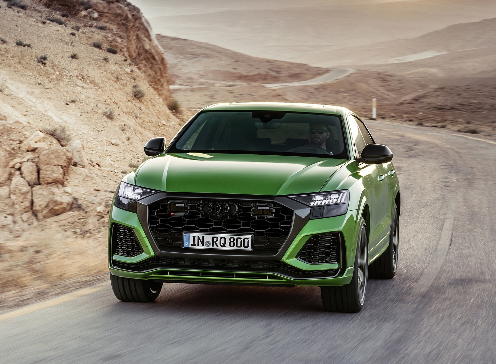 2020 Audi RS Q8 (Color: Java Green) Front Wallpapers (2)