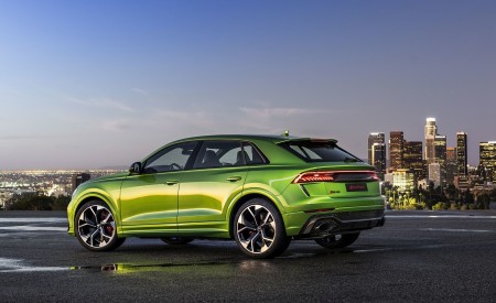 2020 Audi RS Q8 (Color: Java Green) Rear Three-Quarter Wallpapers 450x275 (34)