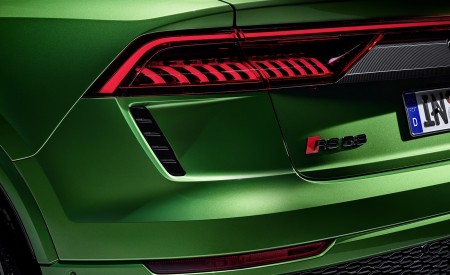 2020 Audi RS Q8 Tail Light Wallpapers 450x275 (186)