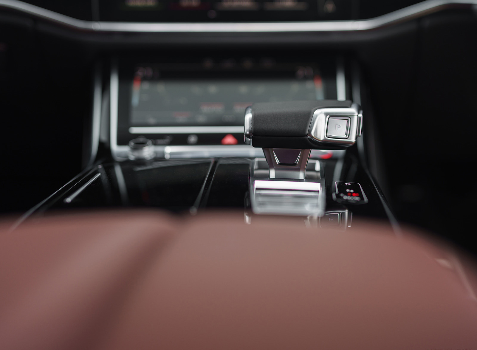 2020 Audi S8 (UK-Spec) Central Console Wallpapers #170 of 189