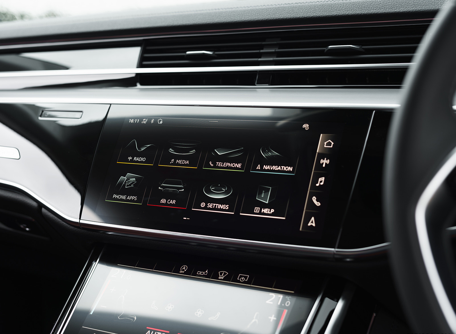 2020 Audi S8 (UK-Spec) Central Console Wallpapers #168 of 189