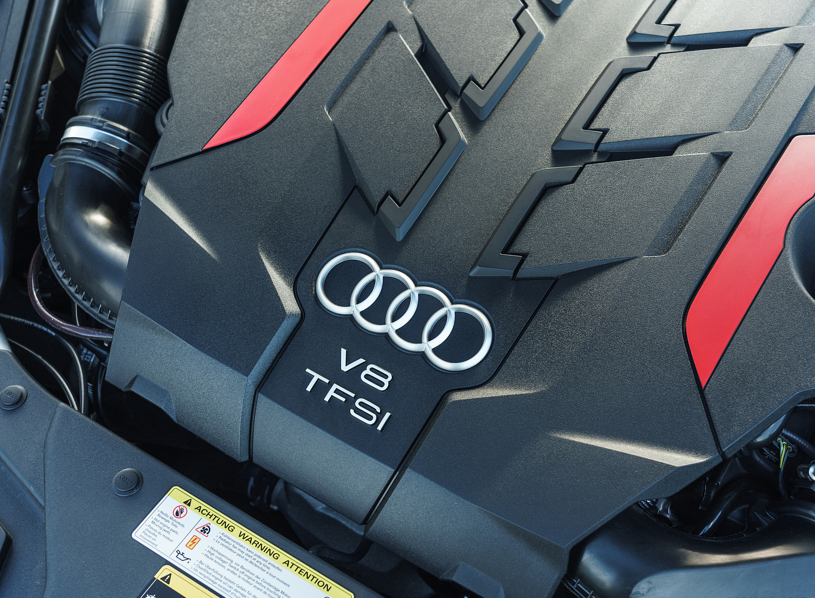 2020 Audi S8 (UK-Spec) Engine Wallpapers #152 of 189
