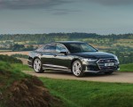 2020 Audi S8 (UK-Spec) Front Three-Quarter Wallpapers 150x120