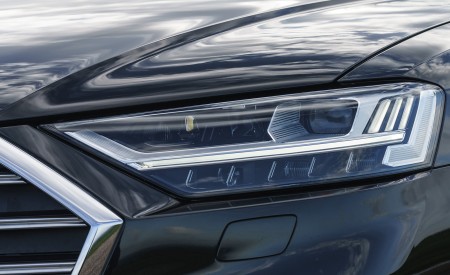 2020 Audi S8 (UK-Spec) Headlight Wallpapers  450x275 (132)