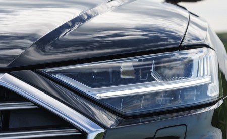2020 Audi S8 (UK-Spec) Headlight Wallpapers 450x275 (133)