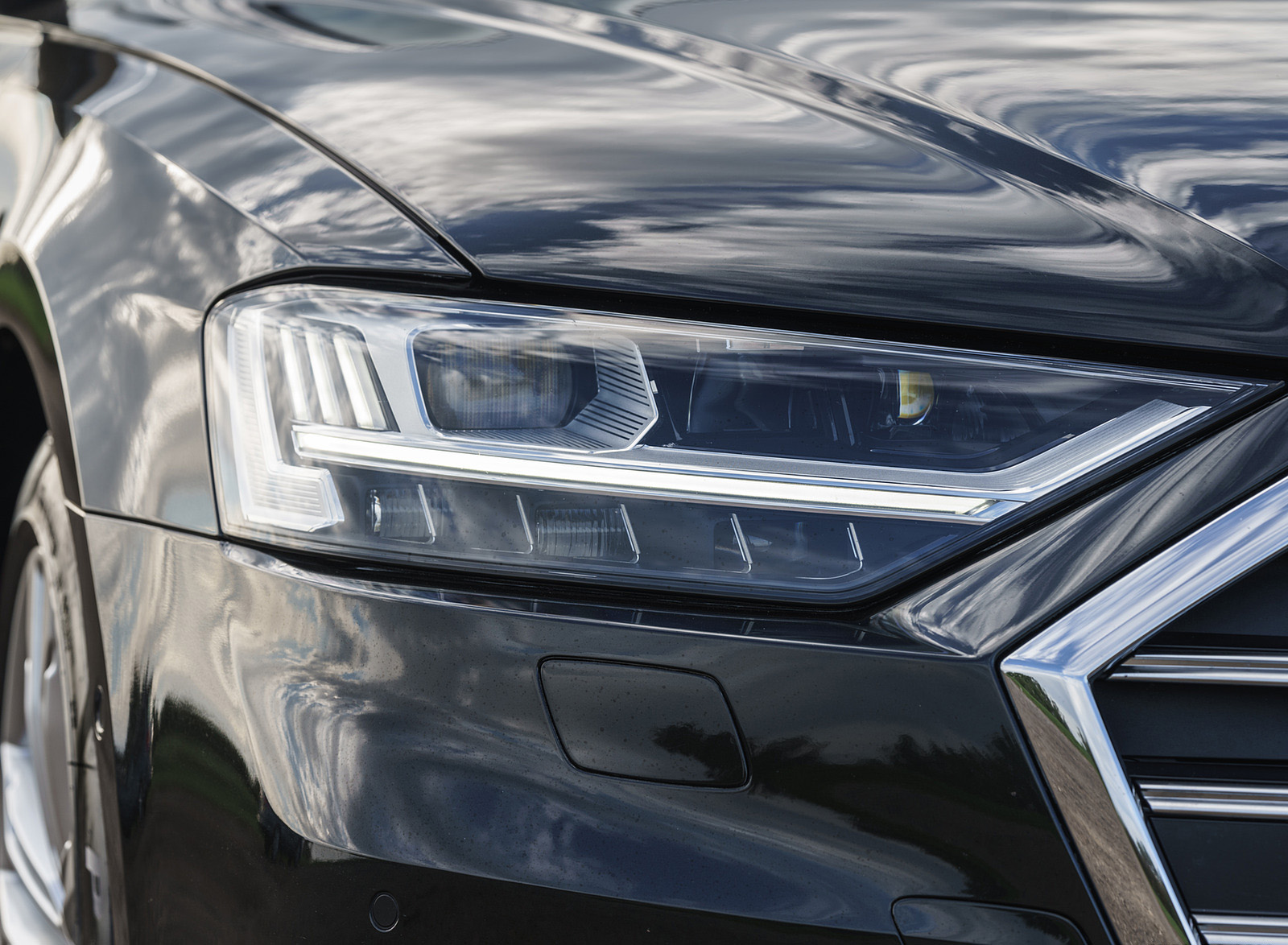 2020 Audi S8 (UK-Spec) Headlight Wallpapers  #134 of 189