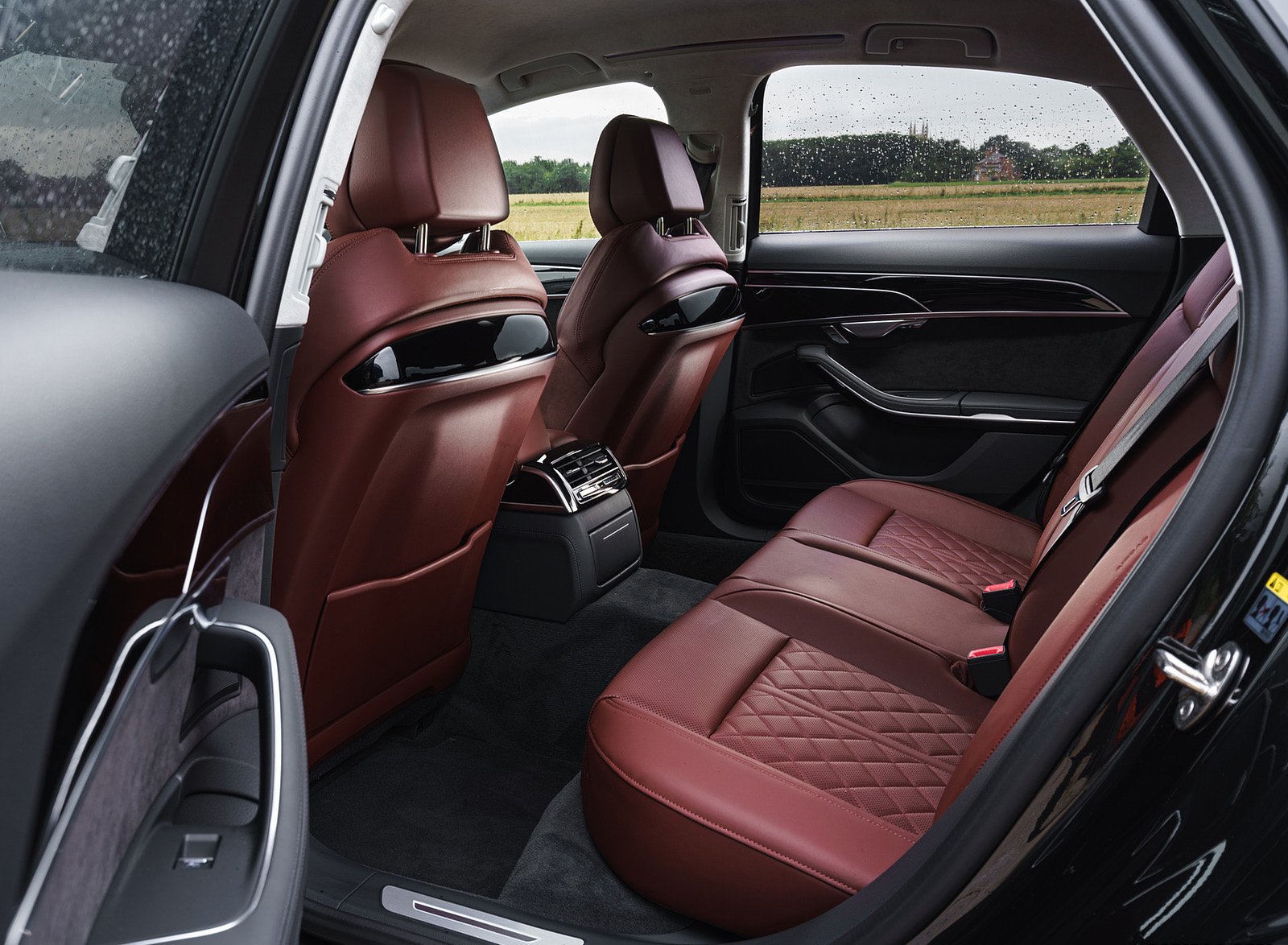 2020 Audi S8 (UK-Spec) Interior Rear Seats Wallpapers #188 of 189