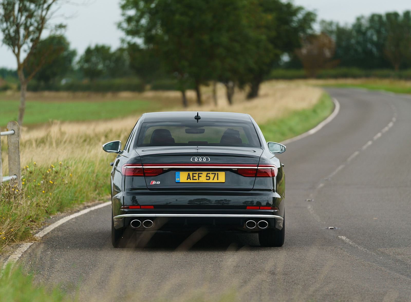 2020 Audi S8 (UK-Spec) Rear Wallpapers #119 of 189