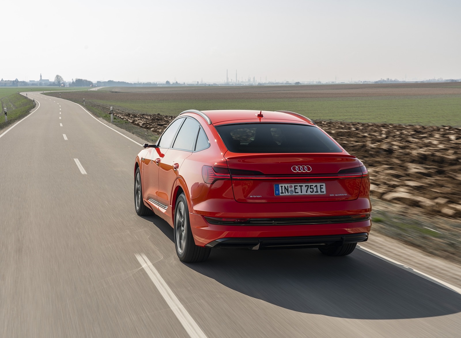 2020 Audi e-tron Sportback (Color: Catalunya Red) Rear Three-Quarter Wallpapers (4)