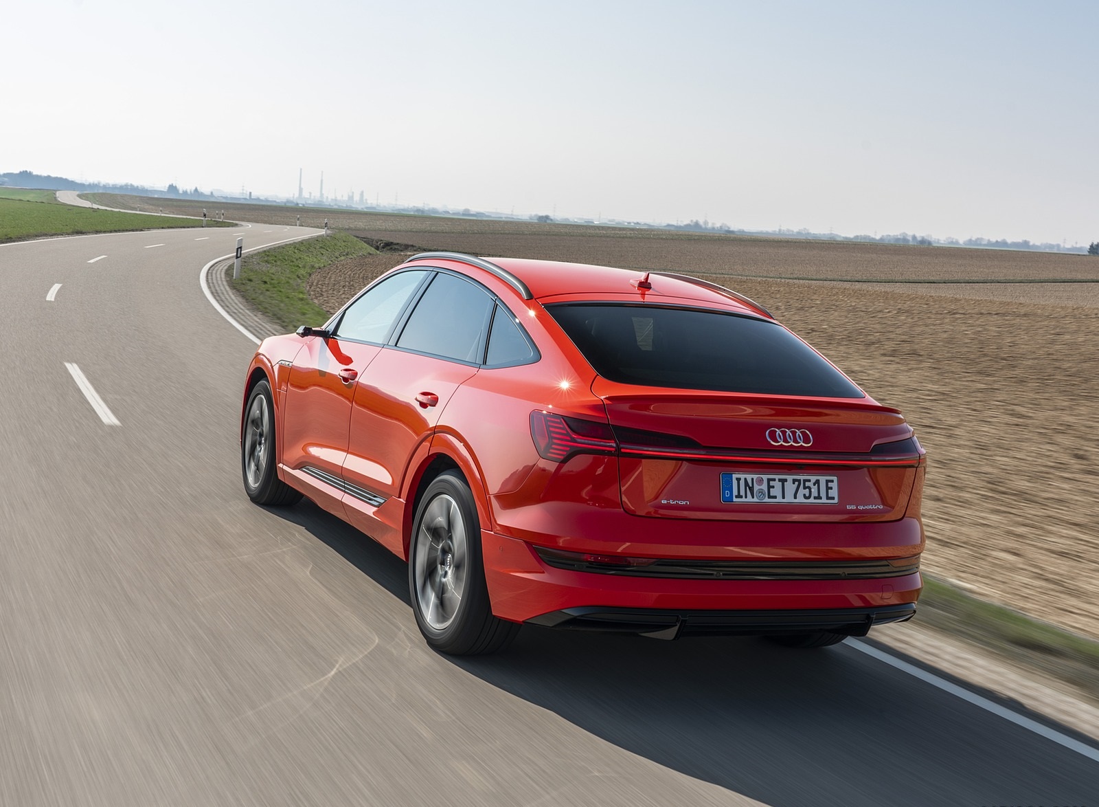 2020 Audi e-tron Sportback (Color: Catalunya Red) Rear Three-Quarter Wallpapers #7 of 145