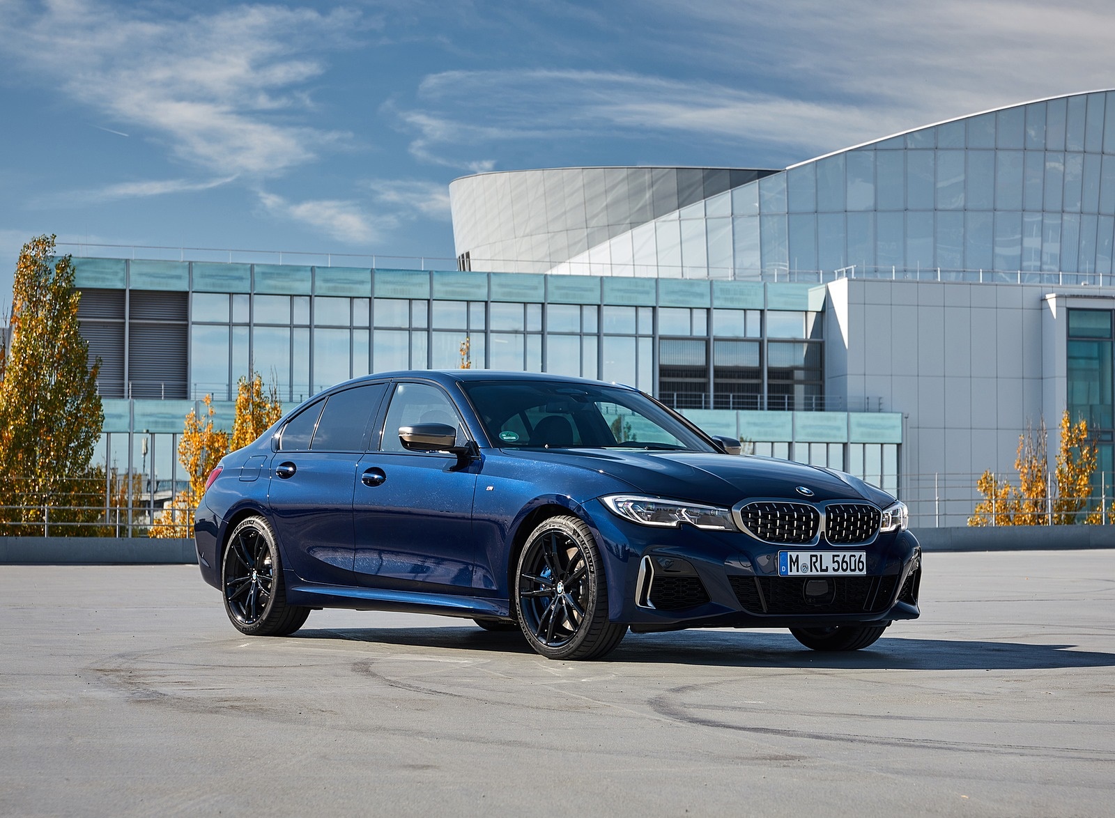 2020 BMW M340i Sedan (Color: Tanzanite Blue Metallic) Front Three-Quarter Wallpapers #25 of 74