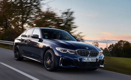 2020 BMW M340i Sedan (Color: Tanzanite Blue Metallic) Front Three-Quarter Wallpapers 450x275 (3)