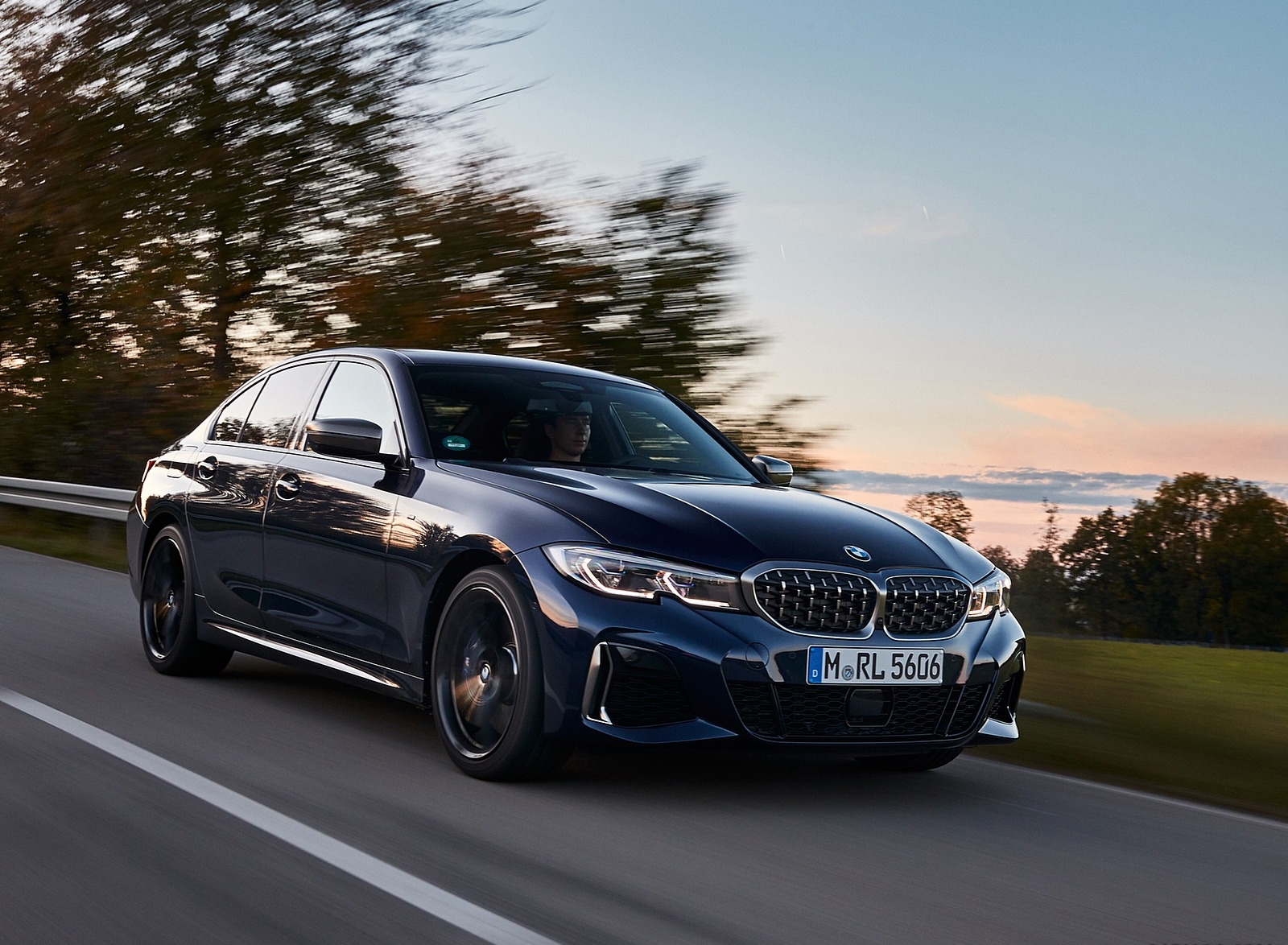 2020 BMW M340i Sedan (Color: Tanzanite Blue Metallic) Front Three-Quarter Wallpapers (3)