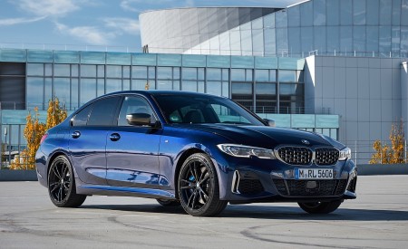 2020 BMW M340i Sedan (Color: Tanzanite Blue Metallic) Front Three-Quarter Wallpapers 450x275 (28)