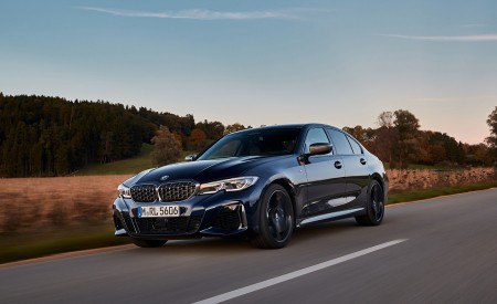 2020 BMW M340i Sedan (Color: Tanzanite Blue Metallic) Front Three-Quarter Wallpapers 450x275 (16)